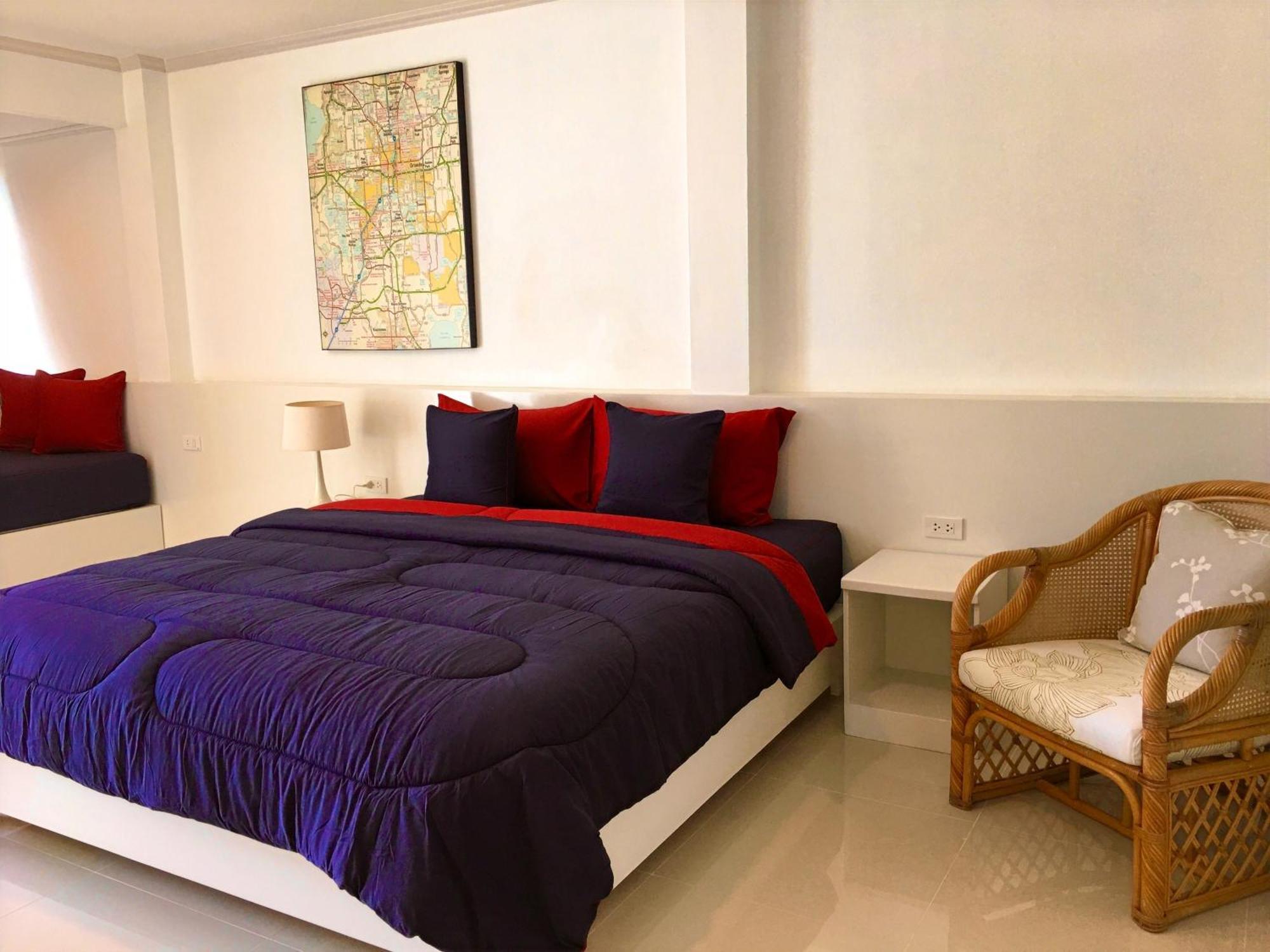 Koh Larn Riviera Hotel Buitenkant foto